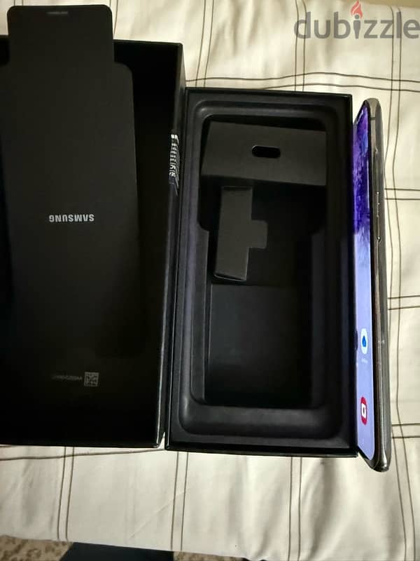 Samsung s20 plus + 1