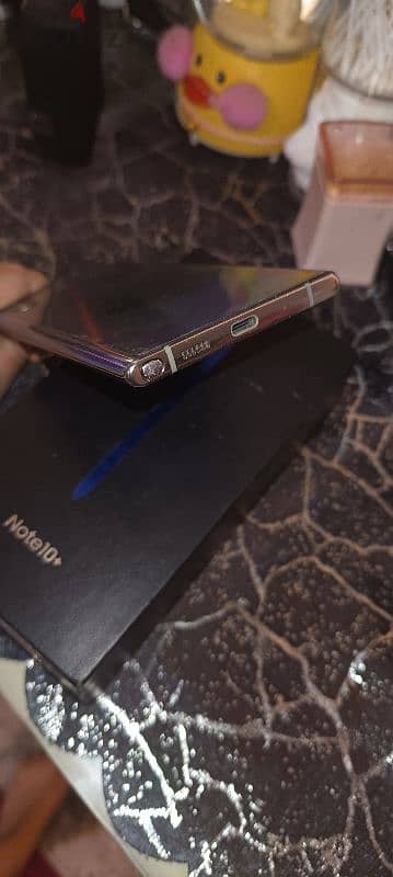 Samsung note 10 plus 4