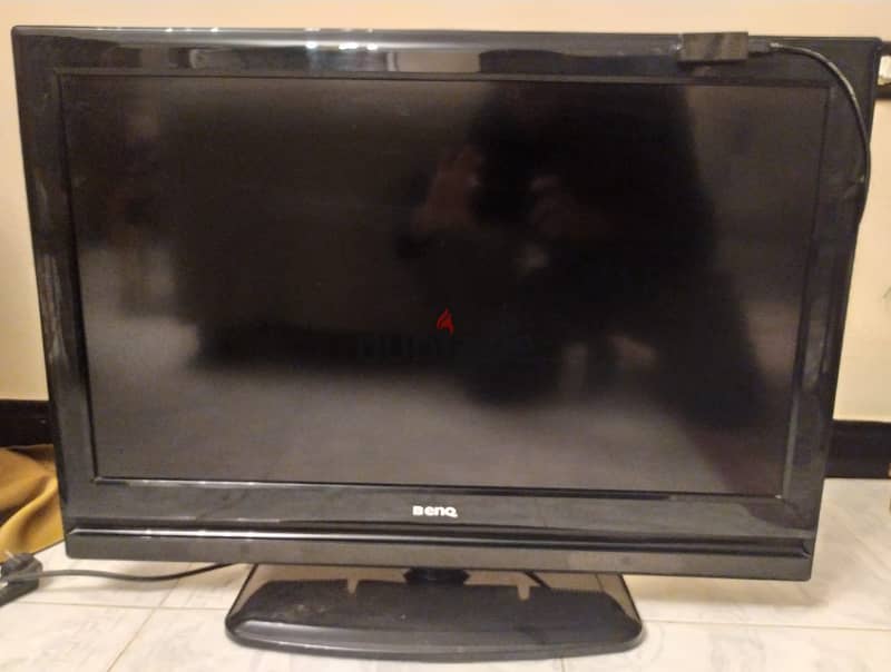 شاشة ال سي دي 32 BENQ LCD 0