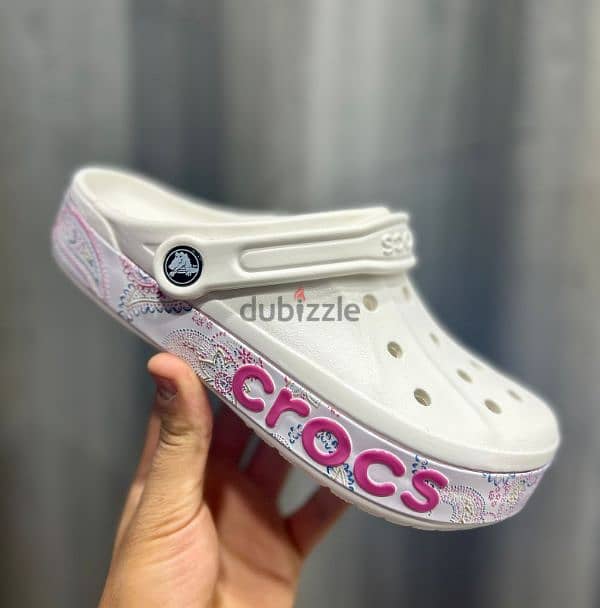 Crocs 5