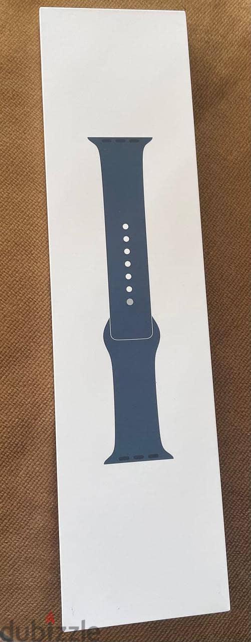 Apple Watch Series 7, Blue Aluminum Case, Abyss Blue Sport Band, 45 MM 8