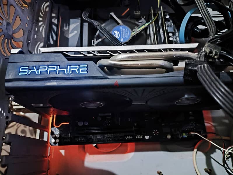 SAPPHIRE NITRO+ Radeon RX 580 4GB GDDR5 حاله ممتازه 4