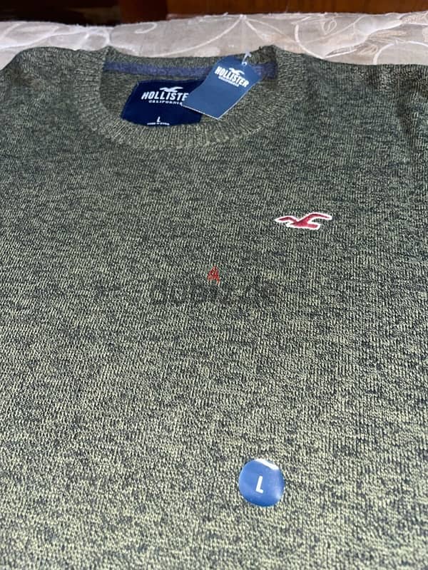 hollister pullover large 3