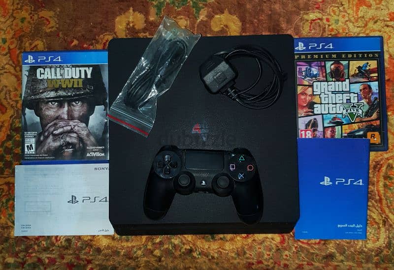 ps4 slim / بلايستيشن ٤ سليم 0