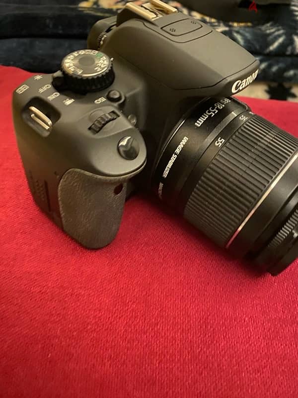 canon camera 650D 0