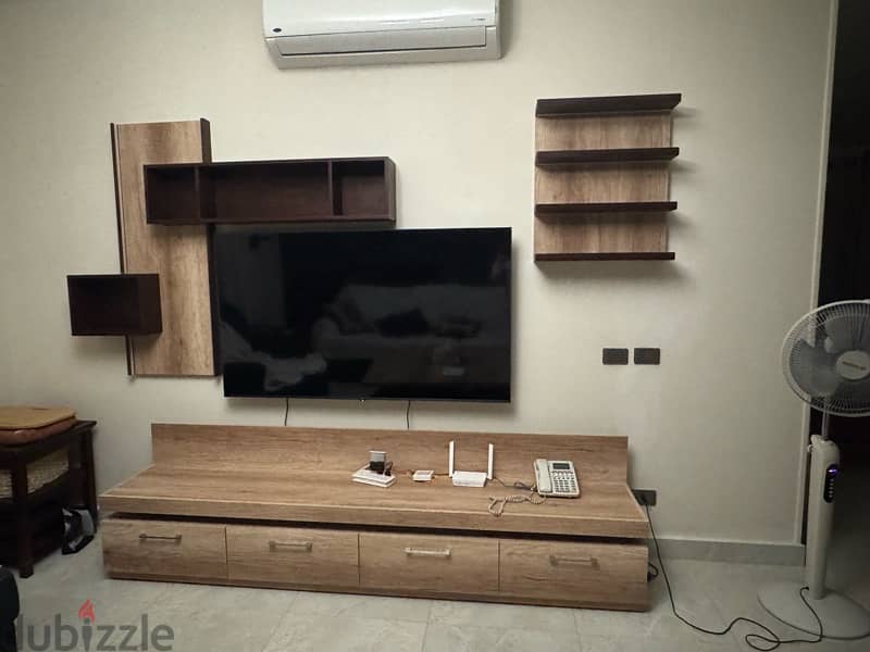 tv unit 3