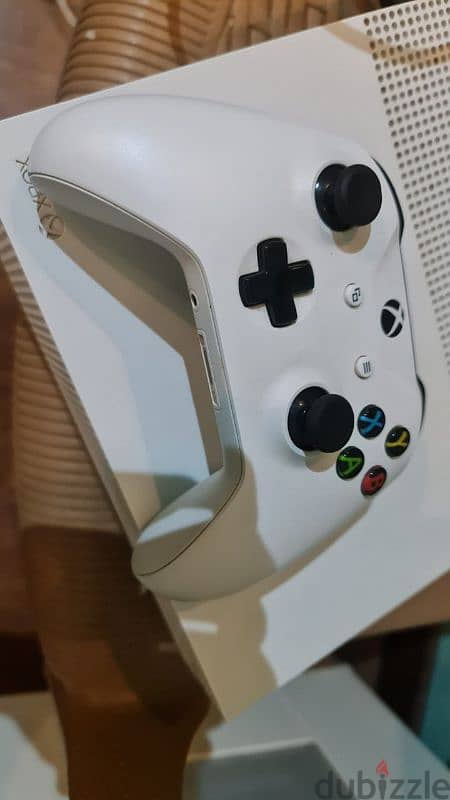 Xbox One S 500 GB 3