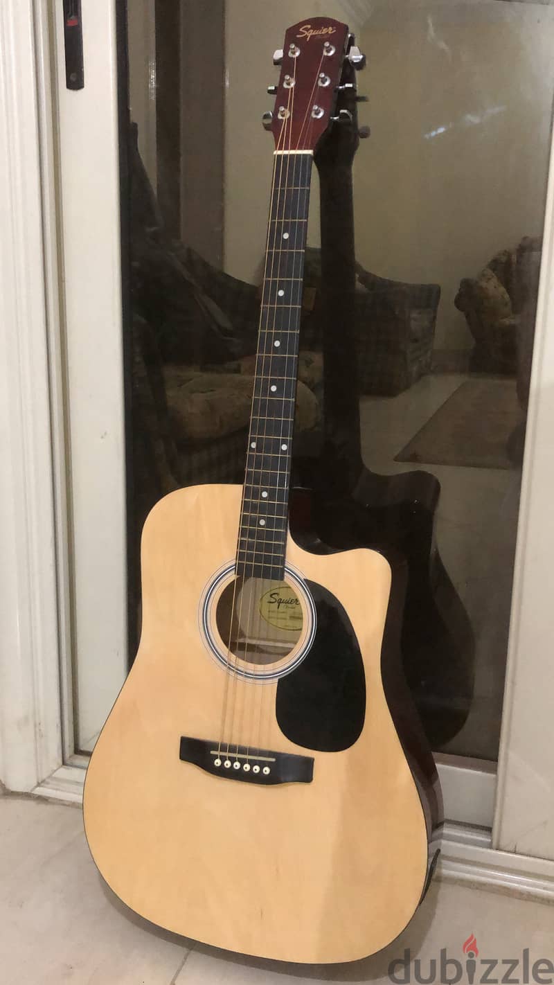 Acoustic Concert Guitar / Fender SA-105CE Cutaway 1