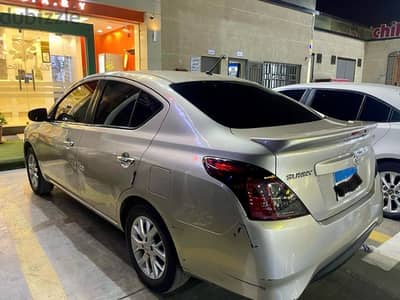 Nissan Sunny 2019