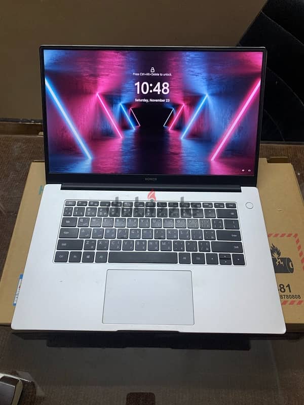 Hauwei matebook 15 0