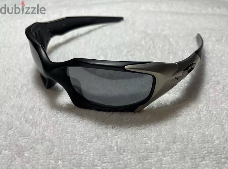 Oakley Pit Boss II OO9137-01 Polarized Iridium Sunglasses,Matte Black 1