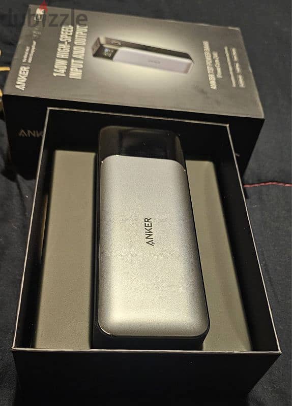 ANKER 737 POWER BANK (PowerCore 24K), 24,000 mAh 7