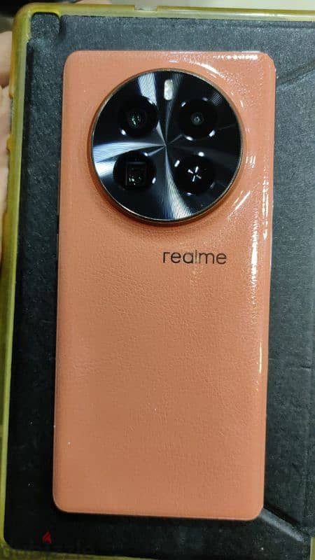 realme GT 5 pro 0