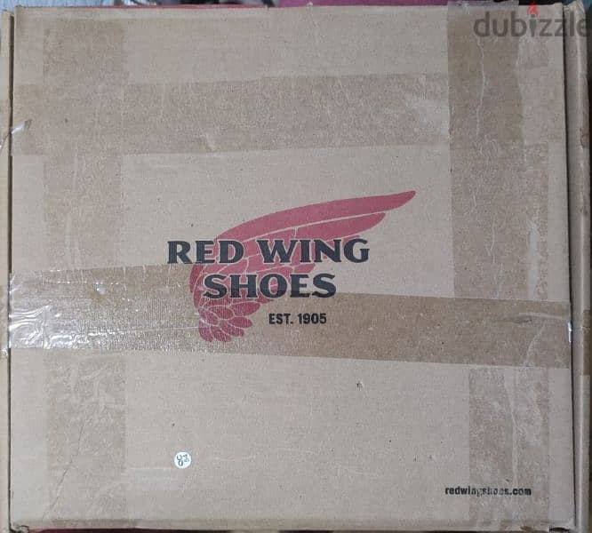 red wing shoes 0