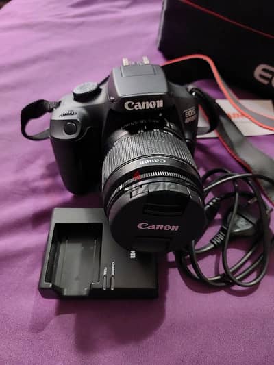 كاميرا canon EOS 4000D للبيع كالجديدة