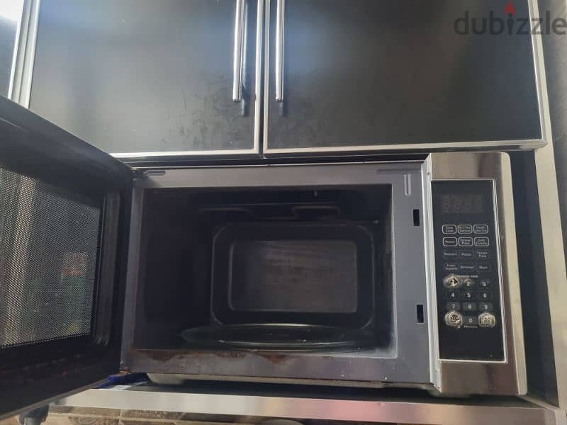 used microwave fresh 42 liter with grill 0