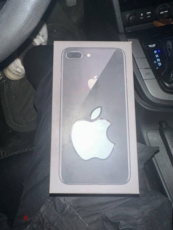 iphone 8plus 64giga متفتحش 7