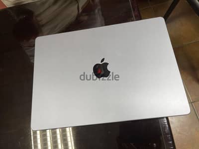 MacBook Pro M1 14  2021