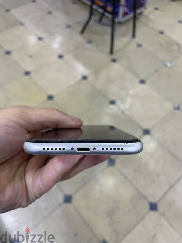 iPhone 11 used 3