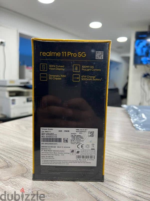 Realme 11 pro (256/8) beige 1