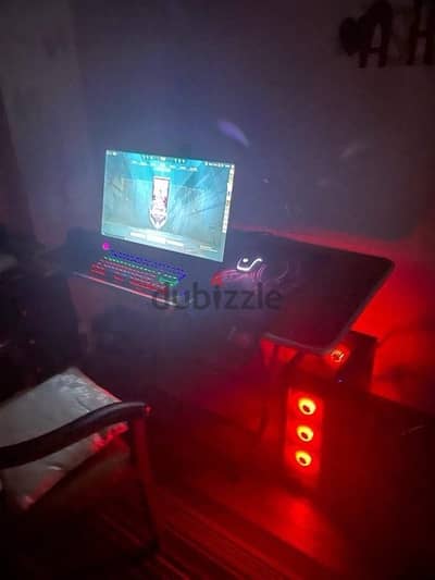 gaming pc with monitor