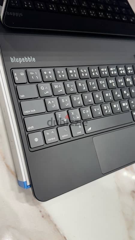 ipad m4 , 13 inch , model 2024 , Black Keyboard , blupebble 3