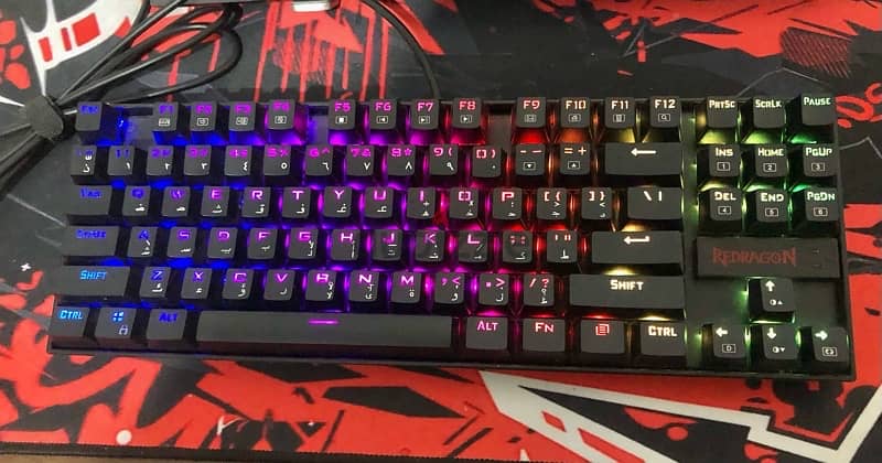 REDRAGON K552 RGB KUMARA Keyboard Blue Switches Full RGB LED 0