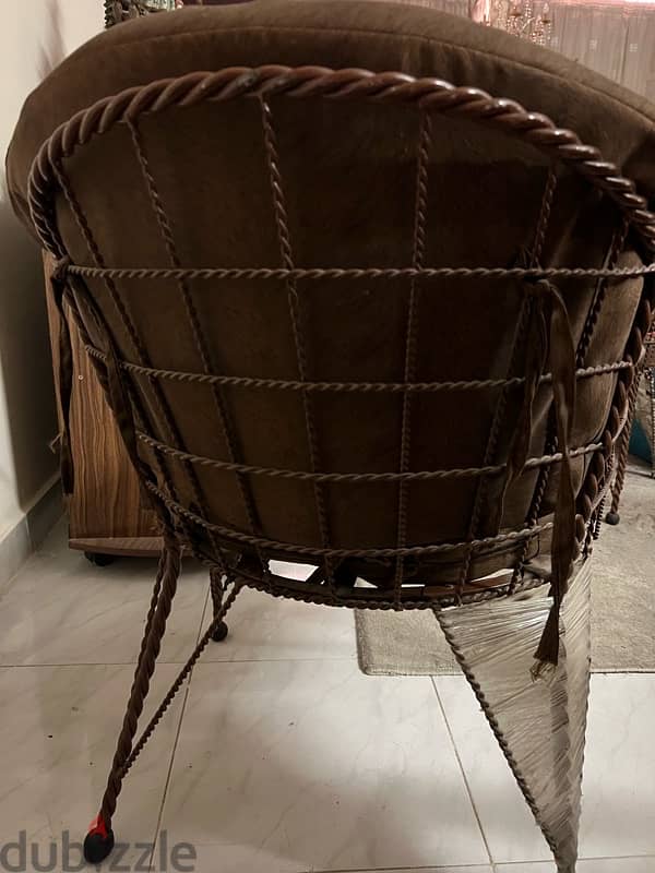 2 Ferforge metal chairs ٢ كرسي حديد فيرفورجيه 2