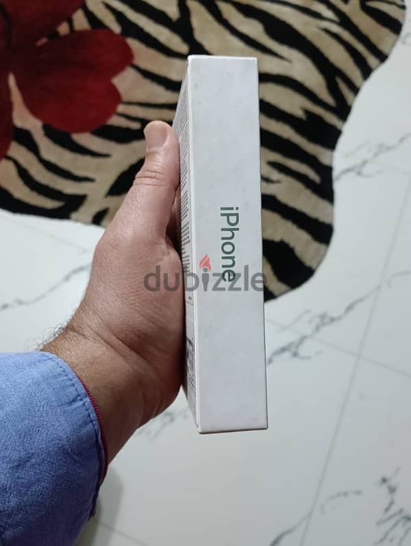 Iphone 12 mini مش مفتوح water proof 8