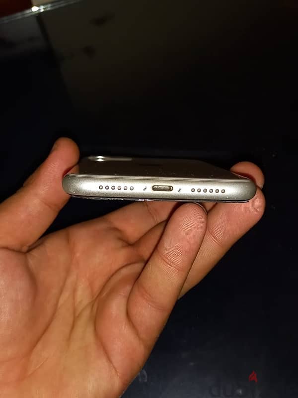 iPhone 11 zeroo 3