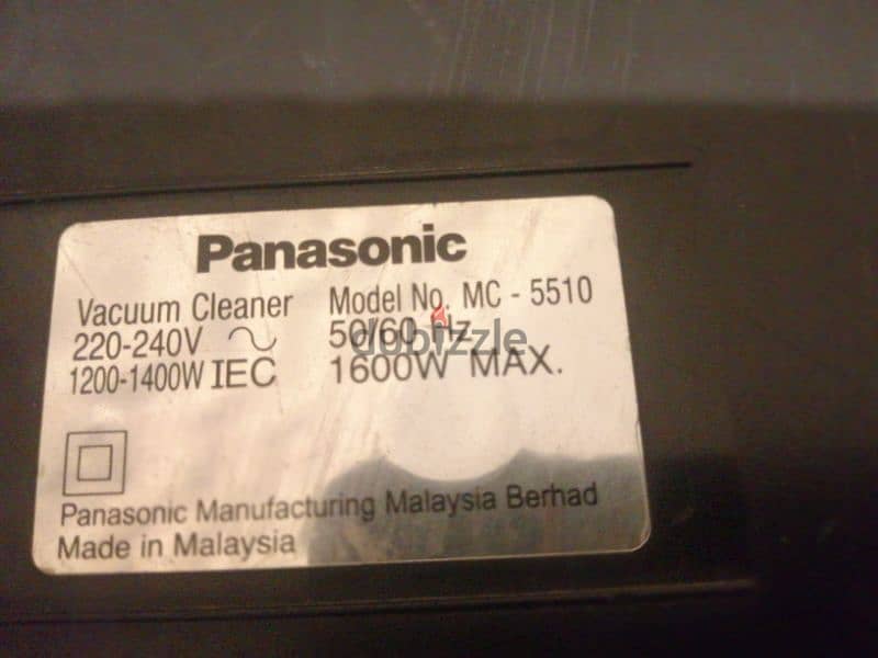 مكنسة كهربائية  1600W  Panasonic 4