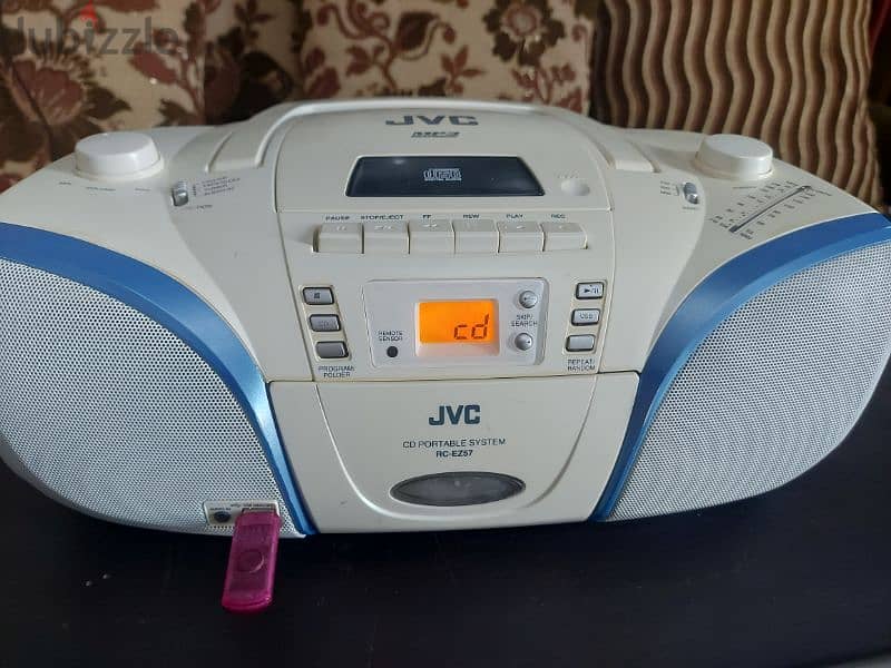 كاسيت JVC ياباني فلاشة و Cd و aux 2