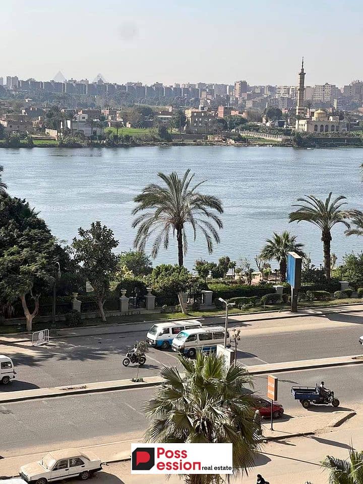 Apartment for sale, 4 rooms on the Nile, immediate receipt of furniture, appliances and air conditioners, installments over 5 years without interest 0