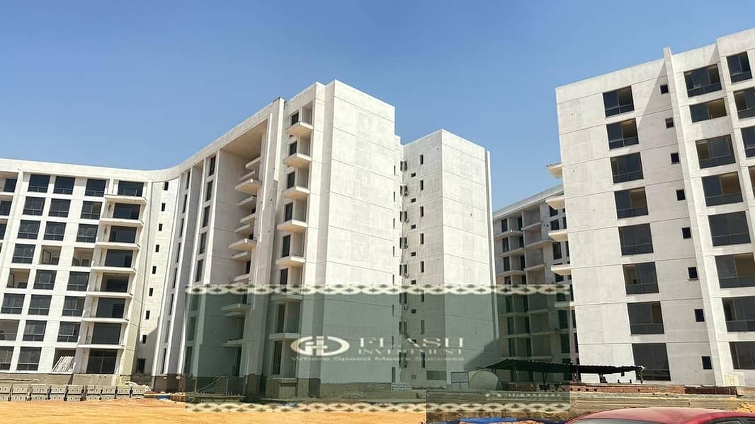 For sale, prime location, fully finished duplex, in the most luxurious and important areas of the capital, investors in the Waterway Compound, directl 0