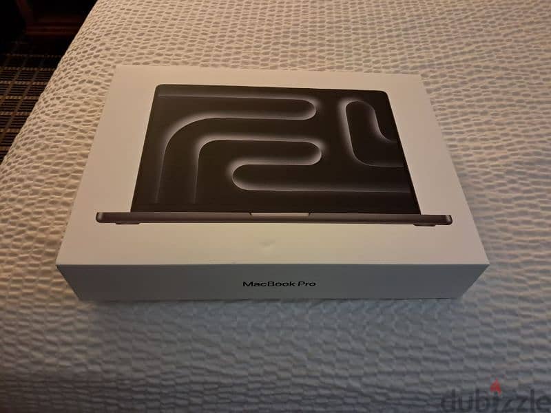 Apple Macbook Pro M4 Pro 2024 1