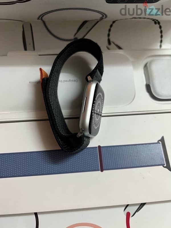 apple Watch series 9 45mm cellular battery 100% 3