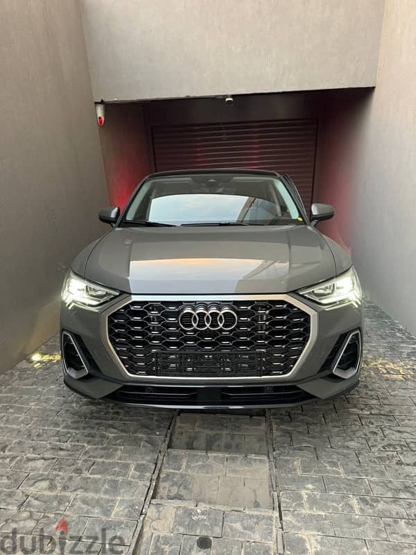 Audi Q3 2024 0