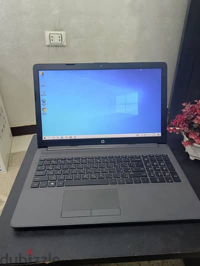 hp Ryzen 3 3200 u  رام 8 وهاردين وكارت 2 جيجا أساسى للالعاب والجرافيكس