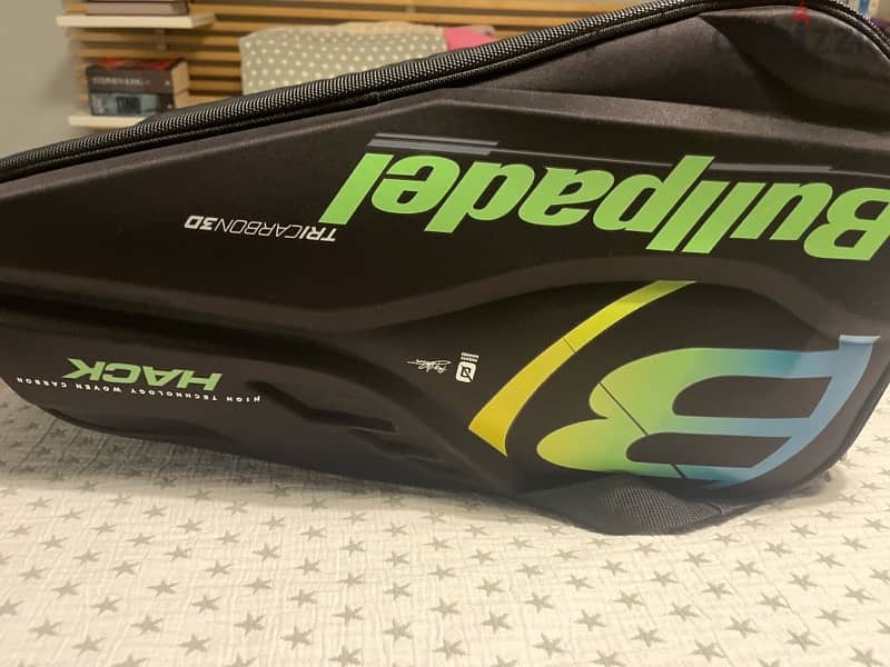 Bullpadel Hack02 bag 2