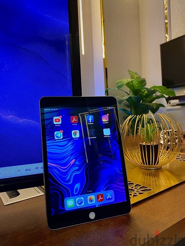 iPad mini 3 بحالة الجديد 1