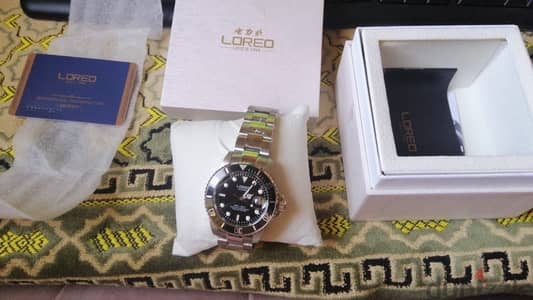 Loreo new black dial