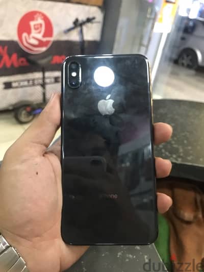 iPhone X maxi 64 giga  bettery 84%