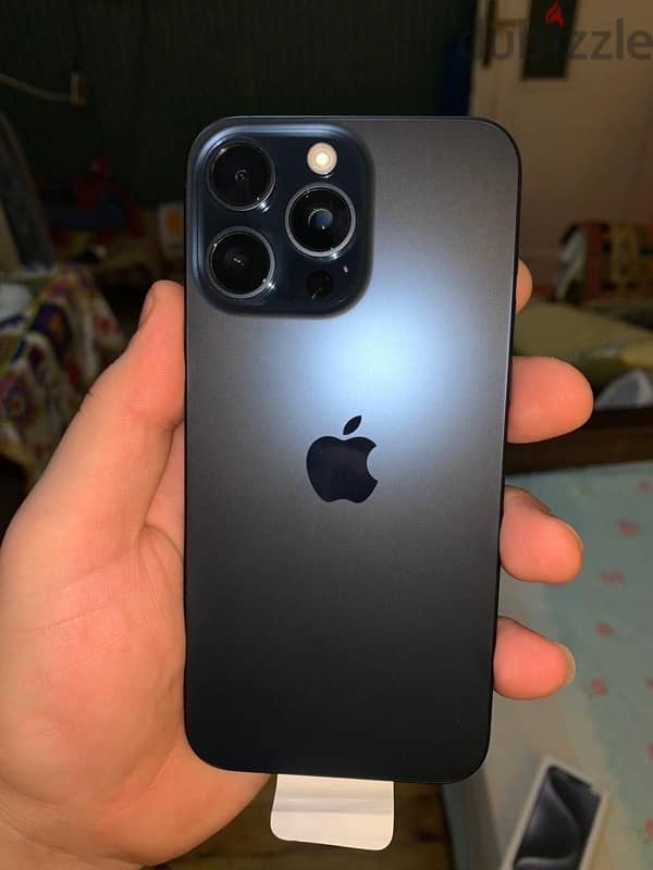 iphone15 pro max 256  شرحتين 6