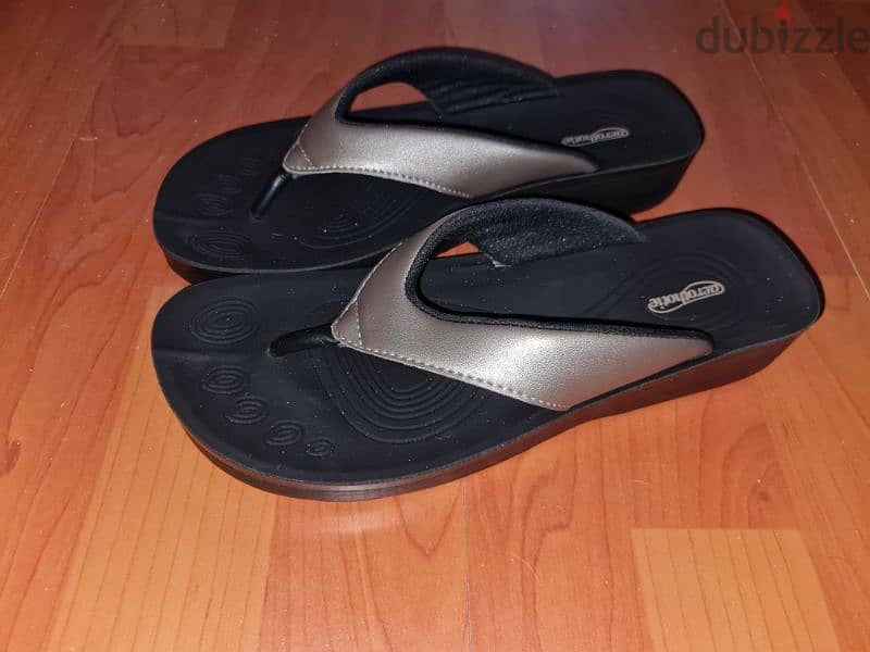 New,Aerothotic slippers for sale,imported from U. A. E,Size EU 38 1