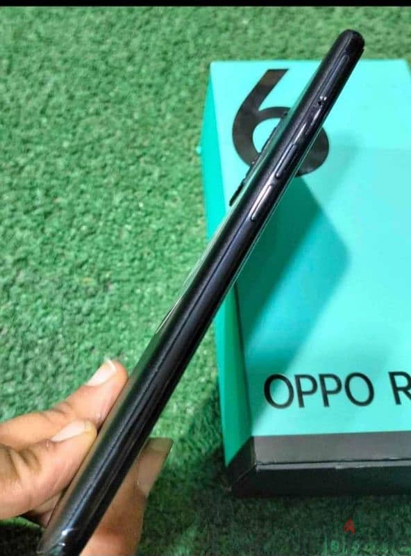 oppo reno 6  128مساحه 8رام كاميرا خلفيه 46 ,8 ,2 ,2 كاميرا اماميه 44 2