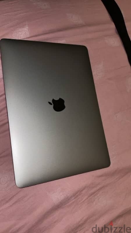 MacBook Pro M2 6