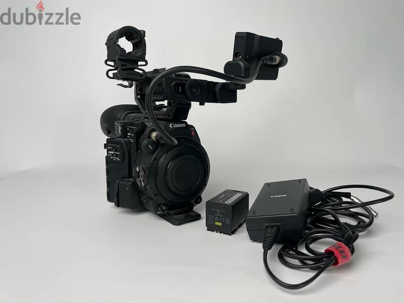 Canon C200 + Full Accessories kit 0