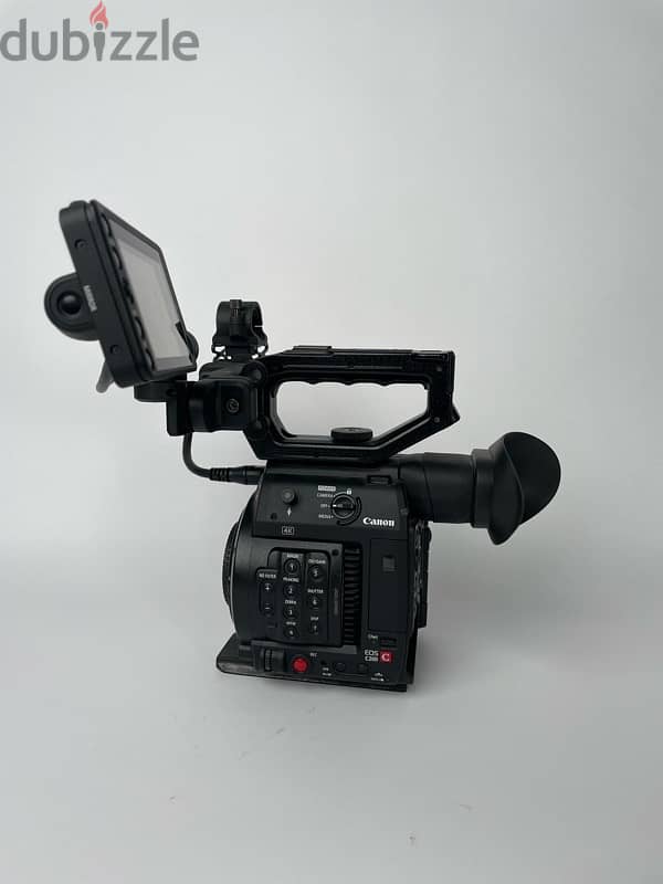 Canon C200 + Full Accessories kit 2