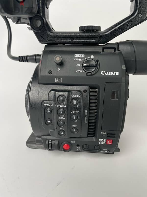 Canon C200 + Full Accessories kit 3