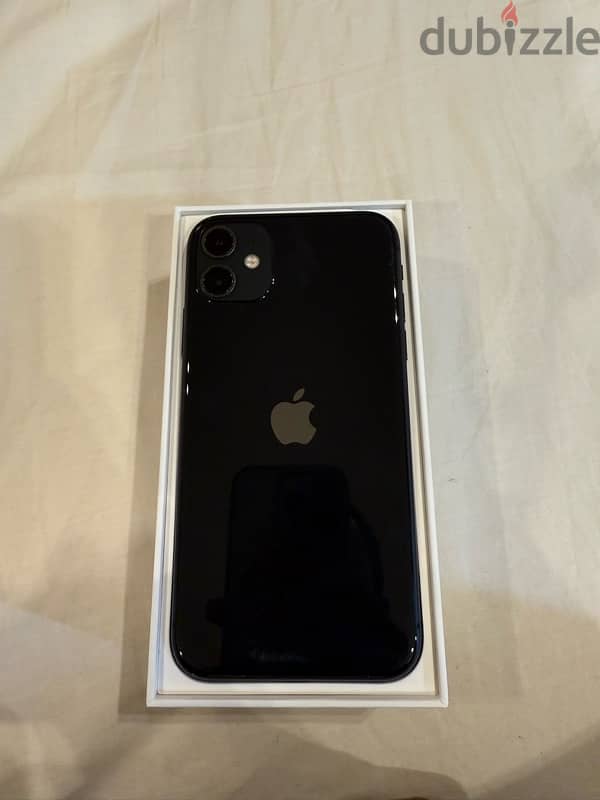 iphone 11 128GB with box 0